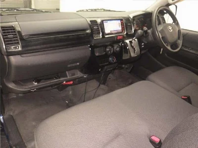 TOYOTA HIACE