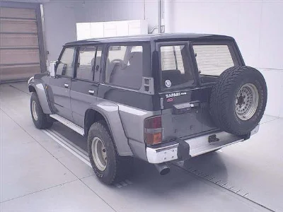 NISSAN SAFARI