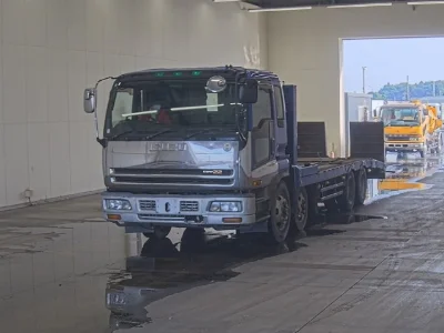 ISUZU GIGA