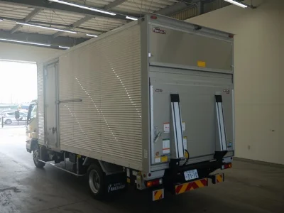 MITSUBISHI CANTER