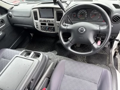 NISSAN CARAVAN