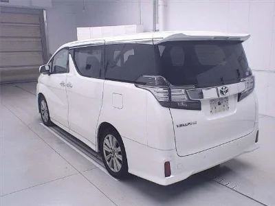 TOYOTA VELLFIRE