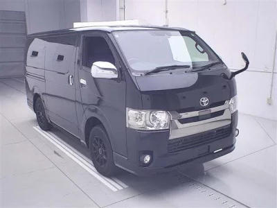 TOYOTA REGIUS ACE