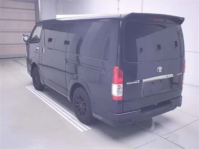 TOYOTA REGIUS ACE