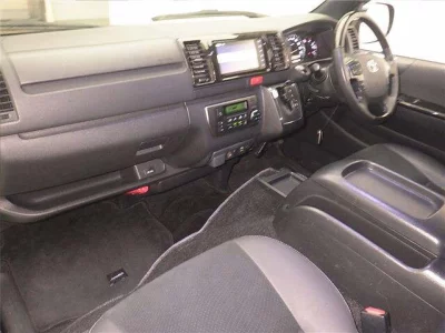 TOYOTA REGIUS ACE