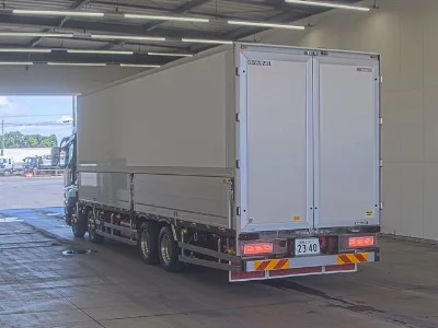 MITSUBISHI FUSO SUPER GREAT