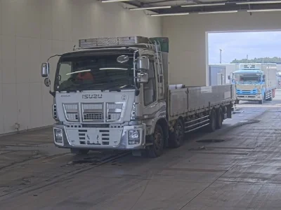 ISUZU GIGA