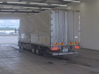 ISUZU GIGA