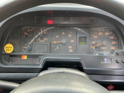 ISUZU GIGA