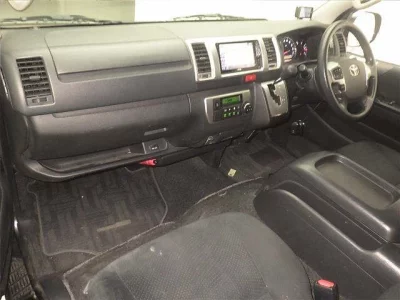 TOYOTA REGIUS ACE
