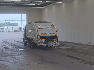 MITSUBISHI FUSO FIGHTER