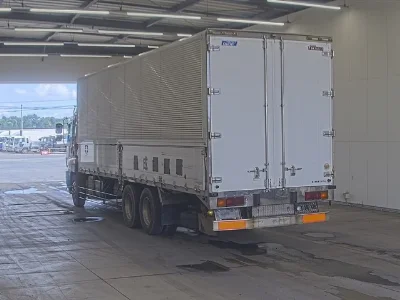 ISUZU GIGA
