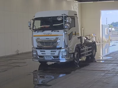 ISUZU GIGA