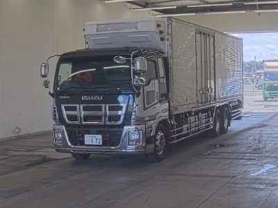 ISUZU GIGA