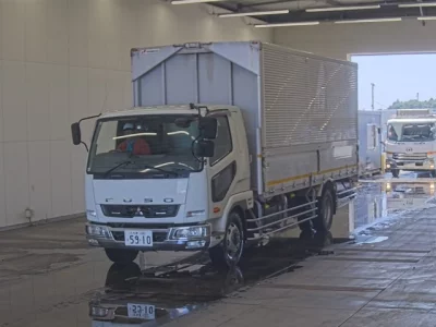 MITSUBISHI FUSO FIGHTER