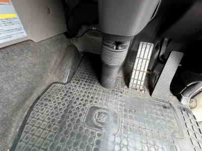 NISSAN UD