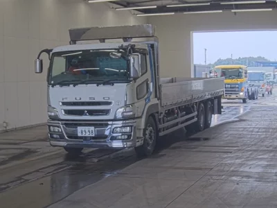 MITSUBISHI FUSO SUPER GREAT