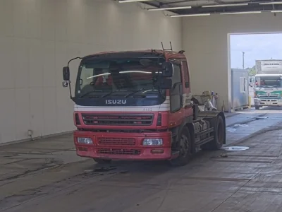 ISUZU GIGA