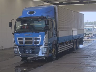 ISUZU GIGA