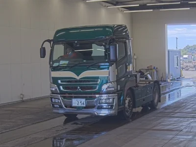 MITSUBISHI FUSO SUPER GREAT