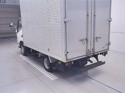 TOYOTA DYNA