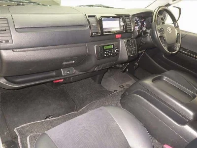 TOYOTA REGIUS ACE