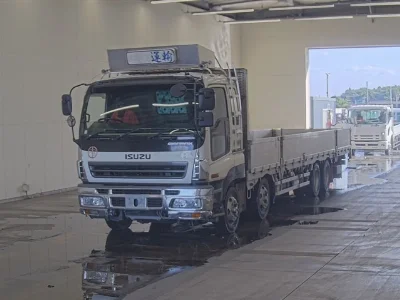 ISUZU GIGA
