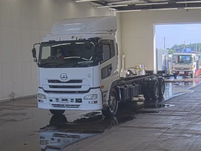 NISSAN DIESEL (UD) QUON