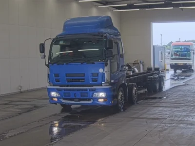 ISUZU GIGA