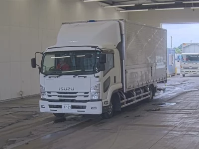 ISUZU FORWARD