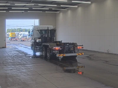 ISUZU GIGA