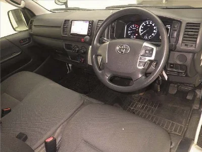 TOYOTA HIACE