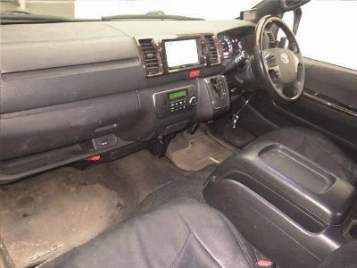 TOYOTA HIACE