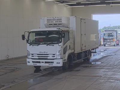 ISUZU FORWARD
