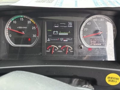 ISUZU GIGA