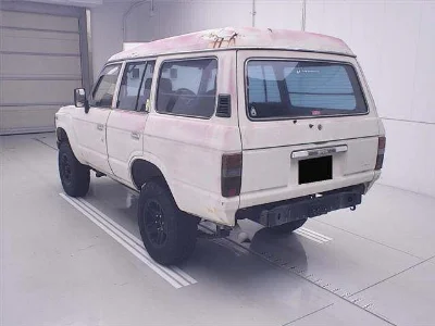 TOYOTA LAND CRUISER