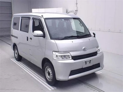 TOYOTA TOWN ACE