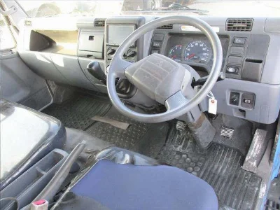 MITSUBISHI CANTER