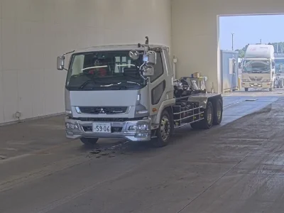 MITSUBISHI FUSO FIGHTER