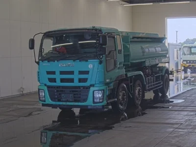 ISUZU GIGA