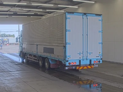 NISSAN DIESEL (UD) QUON