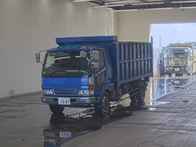 MITSUBISHI FUSO FIGHTER