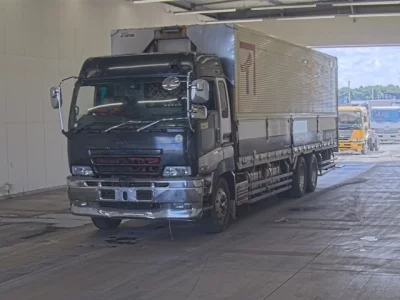 ISUZU GIGA