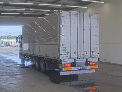 MITSUBISHI FUSO SUPER GREAT