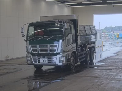 ISUZU GIGA