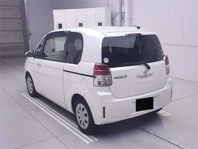 TOYOTA SPADE