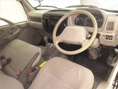 TOYOTA DYNA