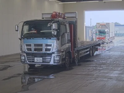 ISUZU GIGA