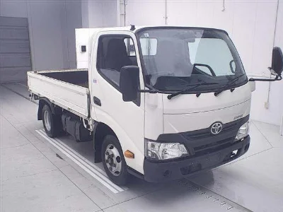 TOYOTA DYNA