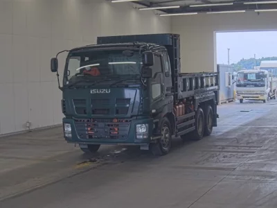ISUZU GIGA